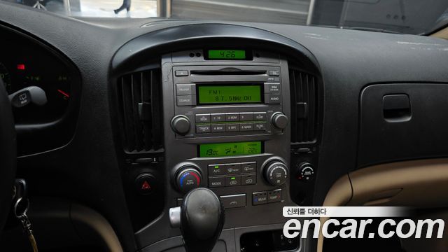 Hyundai Starex 2009 — photo 14