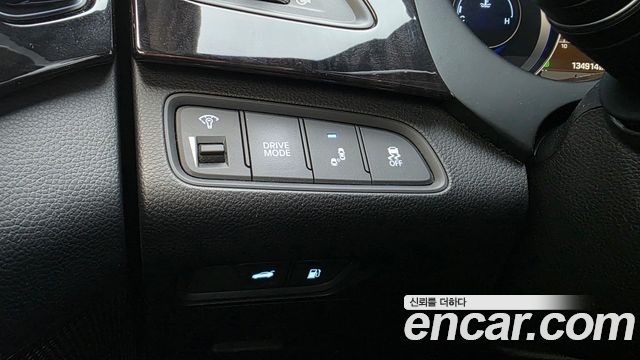 Hyundai Grandeur 2016 — photo 28