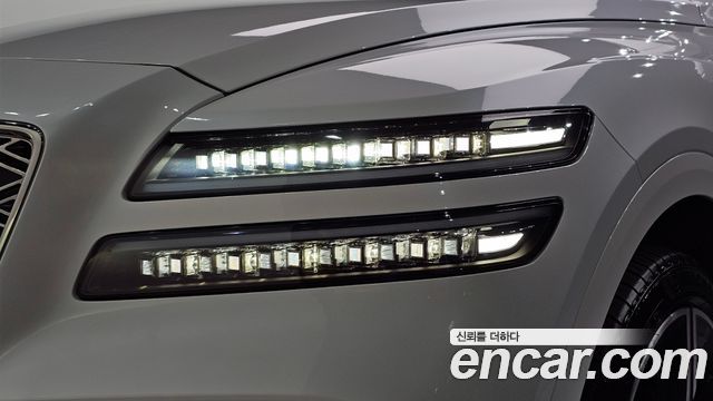 Genesis GV80 2025 — photo 8