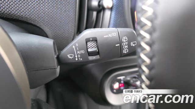 Mini Cooper 2025 — photo 24