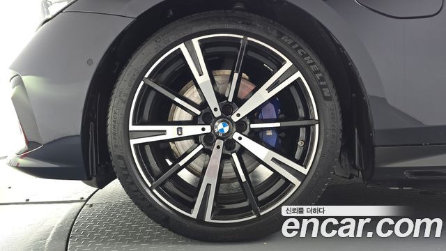 BMW 5-Series 2025 — photo 5