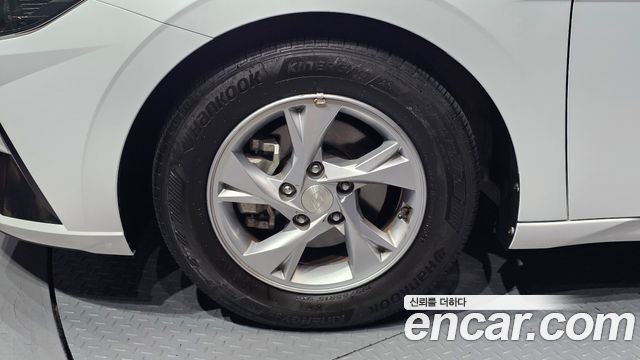 Hyundai AVANTE 2021 — photo 5