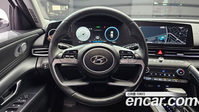 Hyundai AVANTE 2021 — photo 19