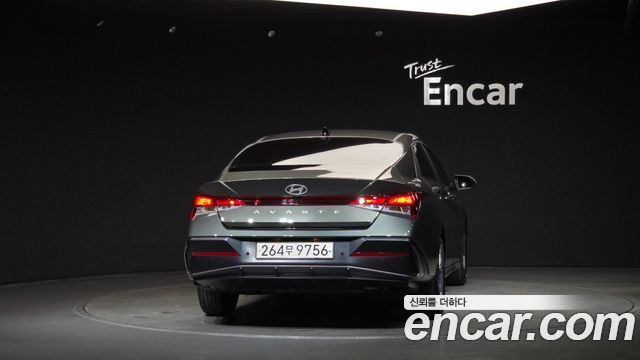 Hyundai AVANTE 2024 — photo 4