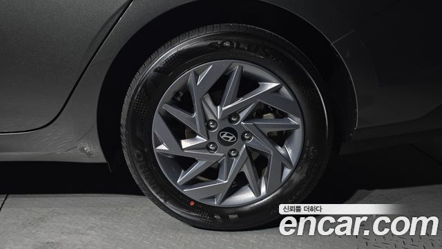 Hyundai AVANTE 2024 — photo 7