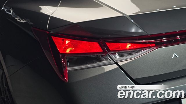 Hyundai AVANTE 2024 — photo 9