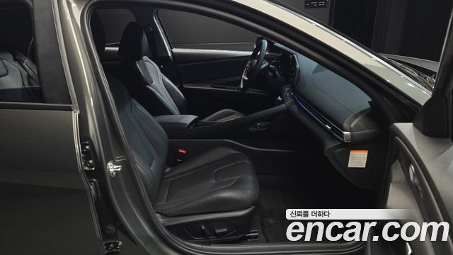 Hyundai AVANTE 2024 — photo 16