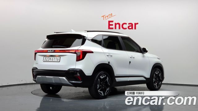 Kia Seltos 2023 — photo 2