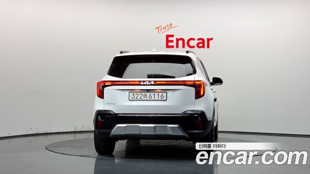 Kia Seltos 2023 — photo 4
