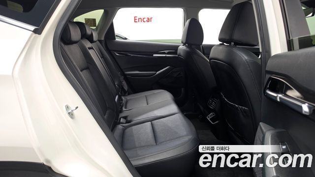 Kia Seltos 2023 — photo 6