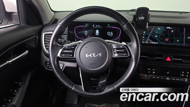Kia Seltos 2023 — photo 12