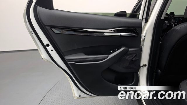Kia Seltos 2023 — photo 25
