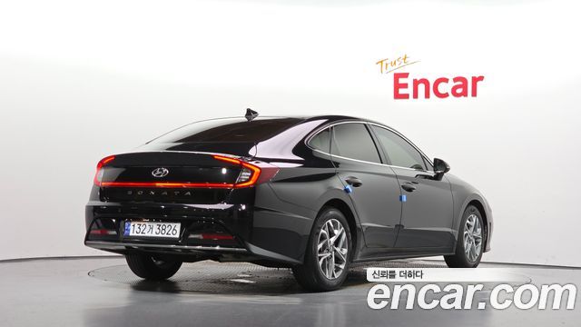 Hyundai Sonata 2022 — photo 2