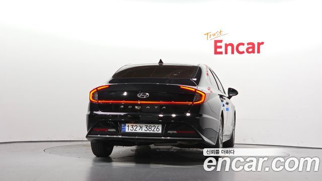 Hyundai Sonata 2022 — photo 4