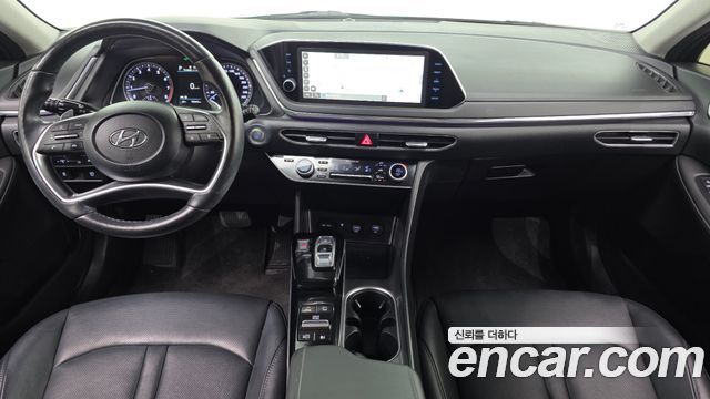 Hyundai Sonata 2022 — photo 10
