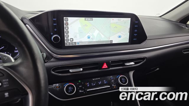 Hyundai Sonata 2022 — photo 19