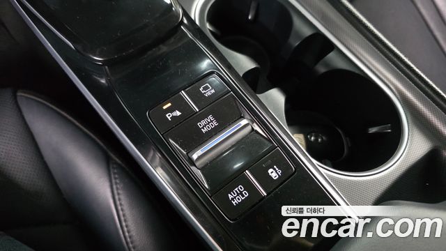 Hyundai Sonata 2022 — photo 25