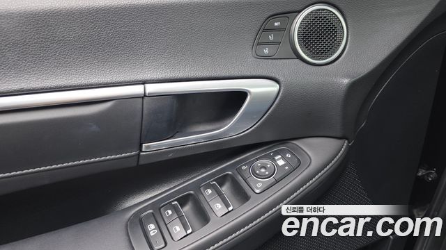 Hyundai Sonata 2022 — photo 29