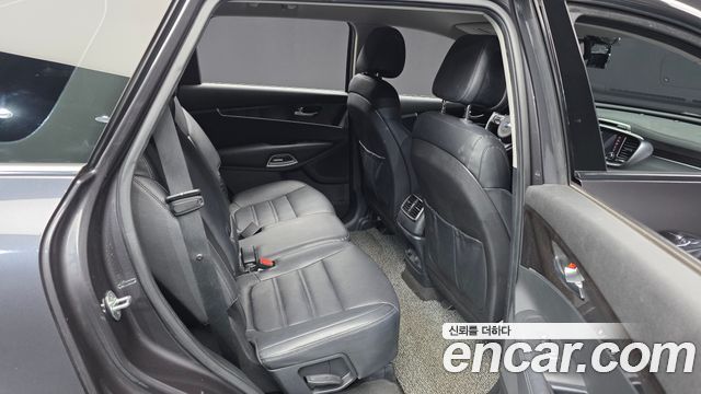 Kia Sorento 2017 — photo 12