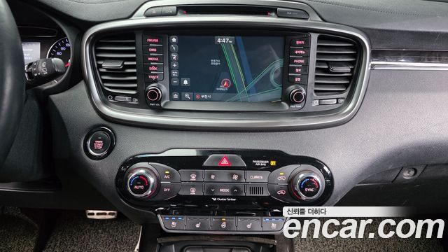 Kia Sorento 2017 — photo 14
