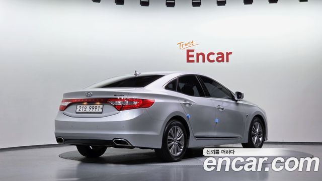 Hyundai Grandeur 2015 — photo 2