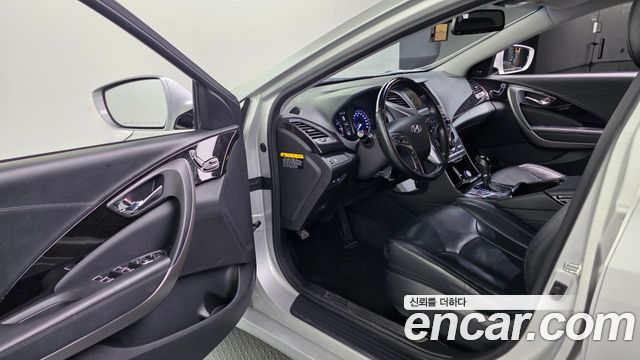 Hyundai Grandeur 2015 — photo 10