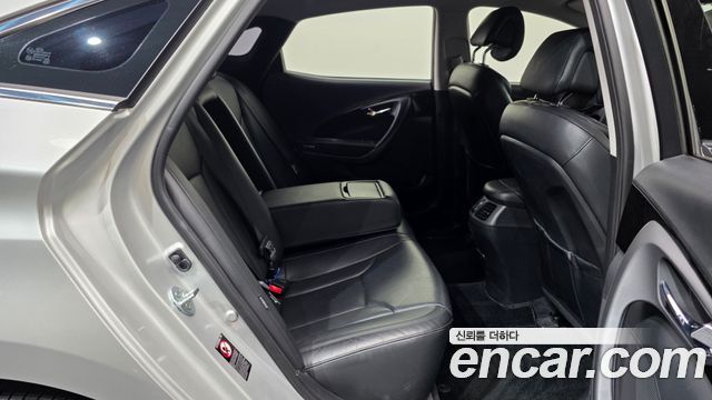 Hyundai Grandeur 2015 — photo 12