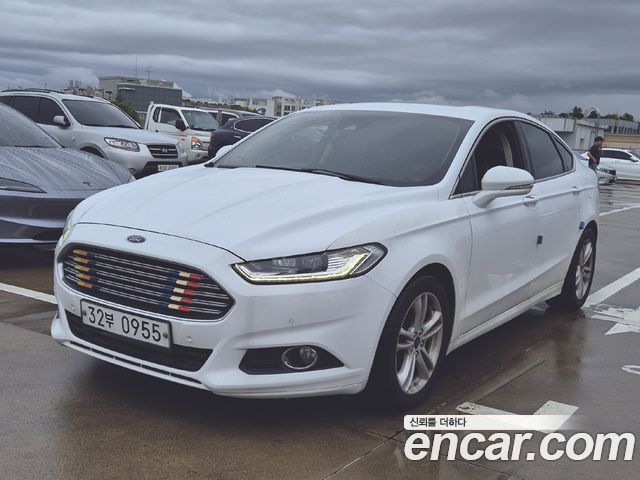 Ford Mondeo 2015 — photo 3