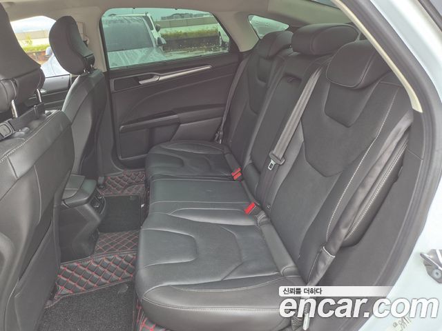 Ford Mondeo 2015 — photo 8
