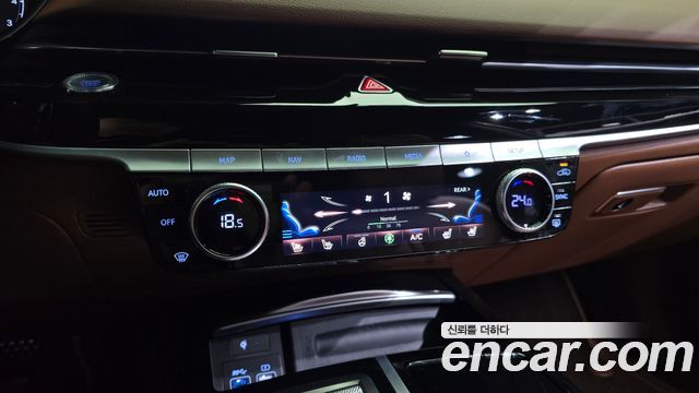 Genesis G80 2024 — photo 32