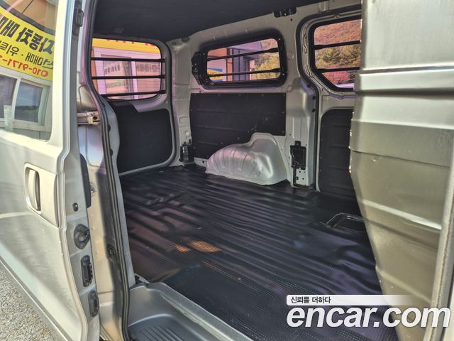 Hyundai Starex 2016 — photo 18
