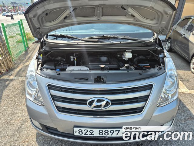 Hyundai Starex 2016 — photo 20