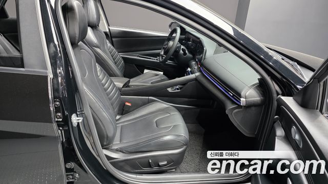 Hyundai AVANTE 2024 — photo 18