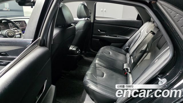 Hyundai AVANTE 2024 — photo 16