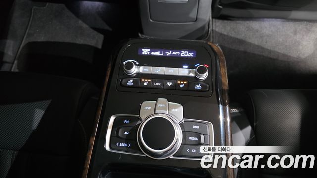 Genesis G90 2021 — photo 18