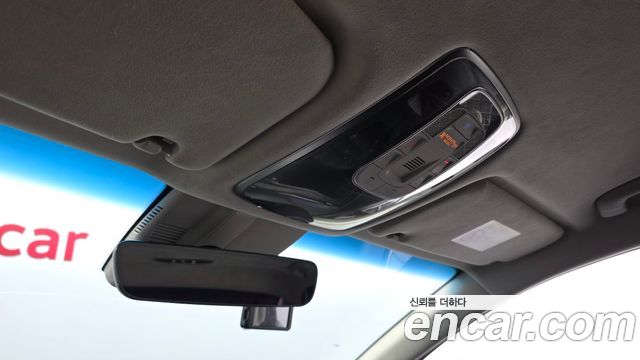 Genesis G80 2021 — photo 24
