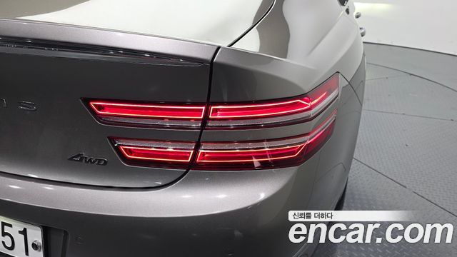 Genesis G80 2021 — photo 9