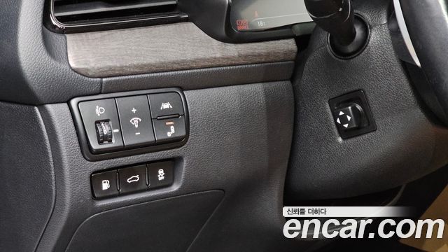 Kia K7 2020 — photo 19
