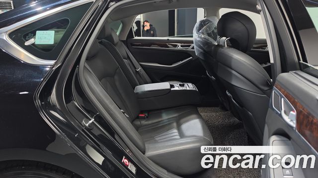 Hyundai Genesis 2016 — photo 17