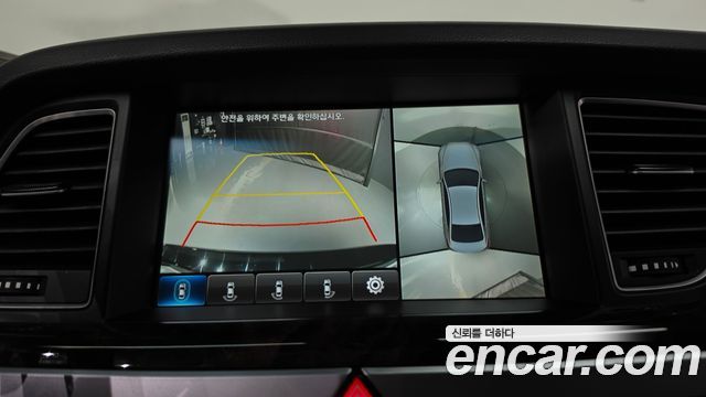Hyundai Genesis 2016 — photo 22