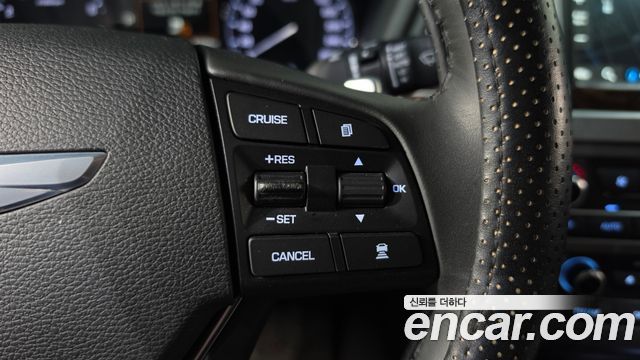 Hyundai Genesis 2016 — photo 25
