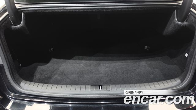 Hyundai Genesis 2016 — photo 27