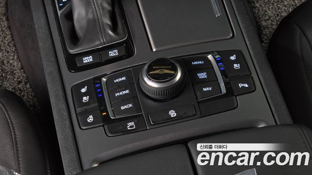 Hyundai Genesis 2016 — photo 29