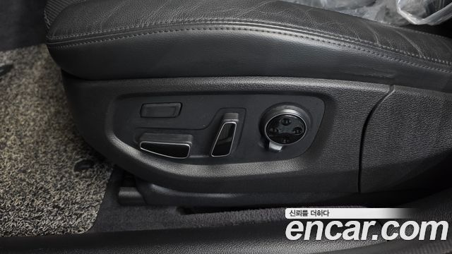 Hyundai Genesis 2016 — photo 31