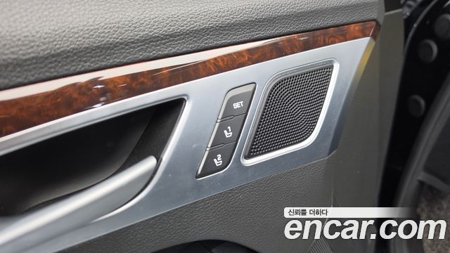 Hyundai Genesis 2016 — photo 35