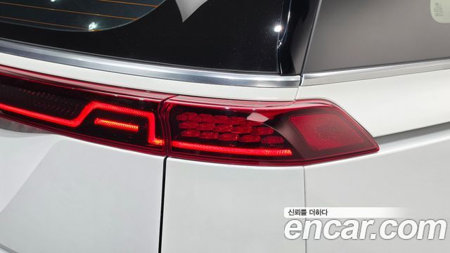 Kia Canival 2021 — photo 9
