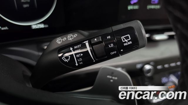 Kia Canival 2021 — photo 29