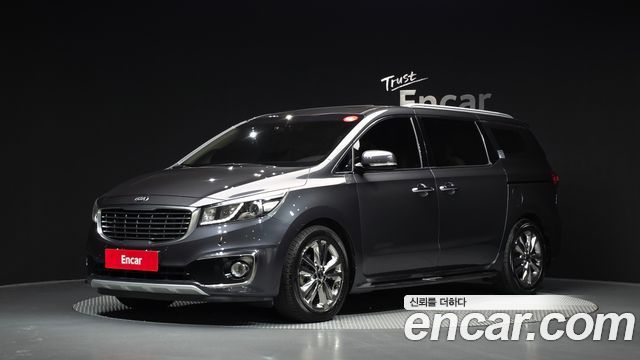 Kia Canival 2015 — photo 1