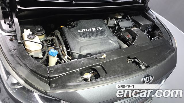 Kia Canival 2015 — photo 6
