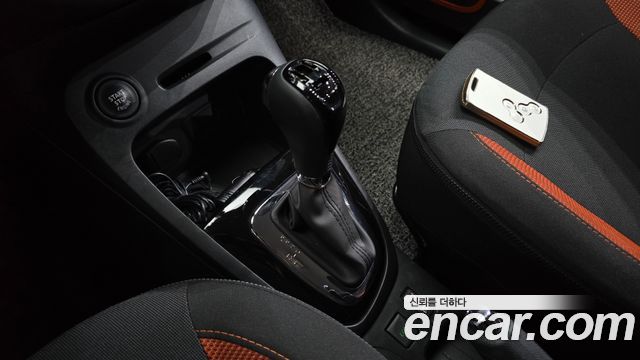 Renault Korea QM3 2014 — photo 12